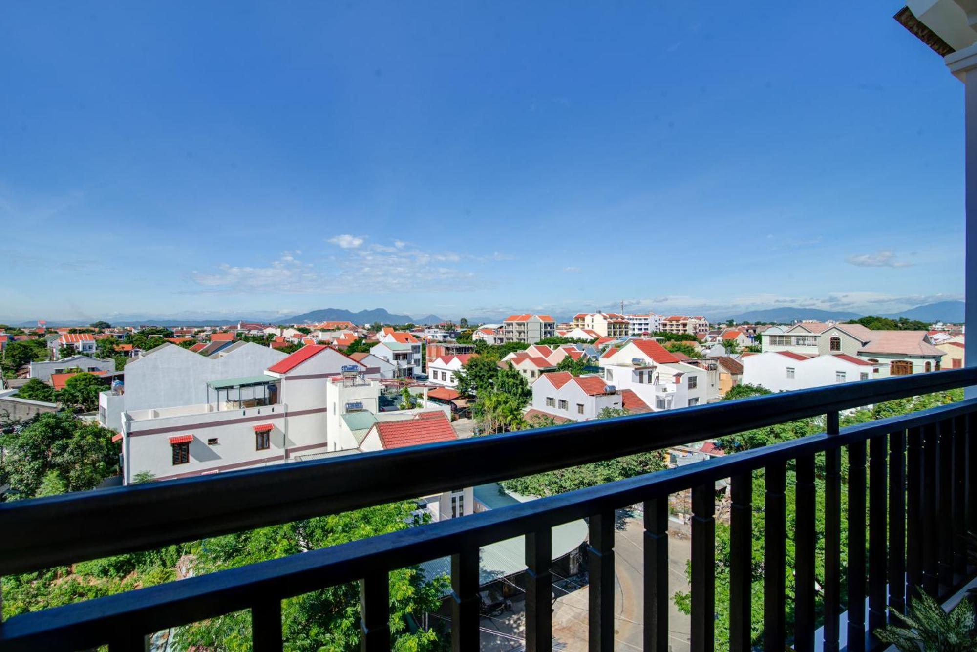 הוי אן White Lotus Hotel Hoian מראה חיצוני תמונה