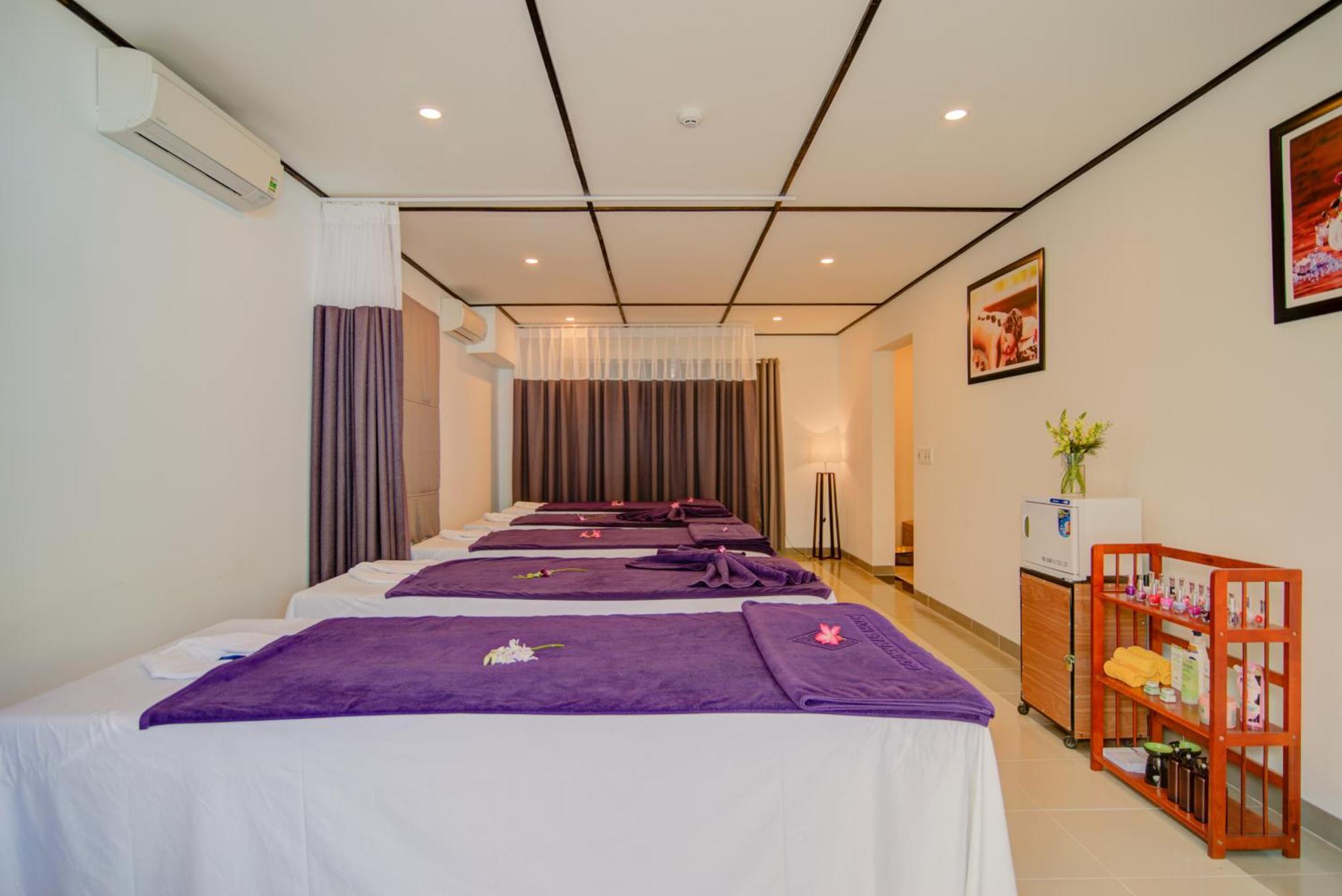 הוי אן White Lotus Hotel Hoian מראה חיצוני תמונה