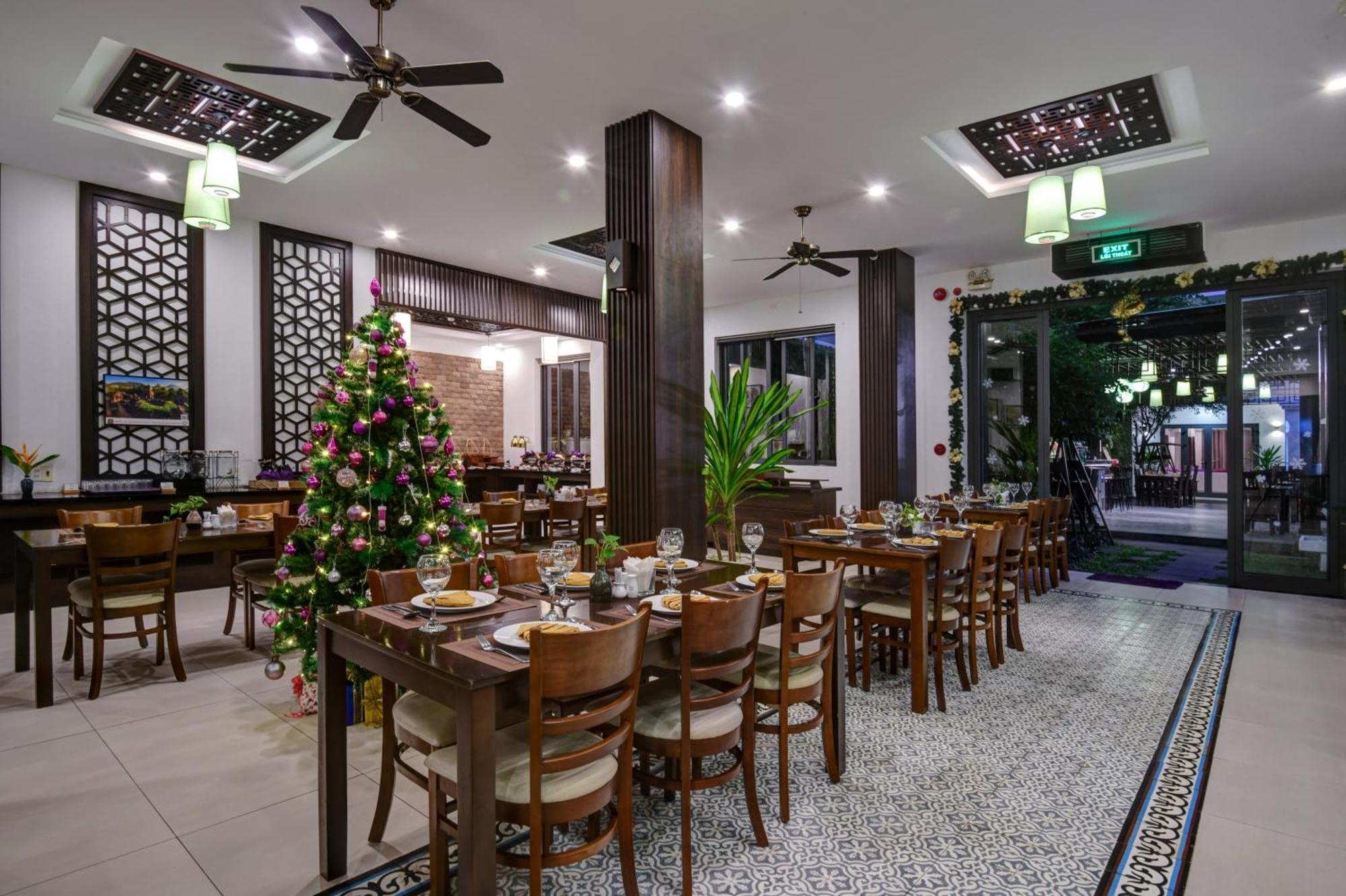 הוי אן White Lotus Hotel Hoian מראה חיצוני תמונה
